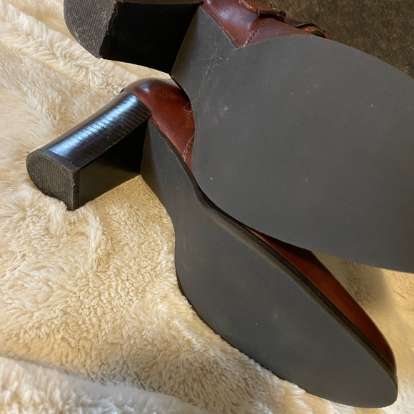 Size 7 wine red Cole Haan leather ankle boots - Picture 13 of 14